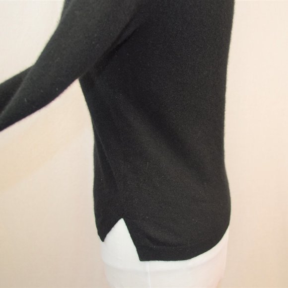 J. Crew 100% Cashmere black crew neck sweater - Picture 3 of 7